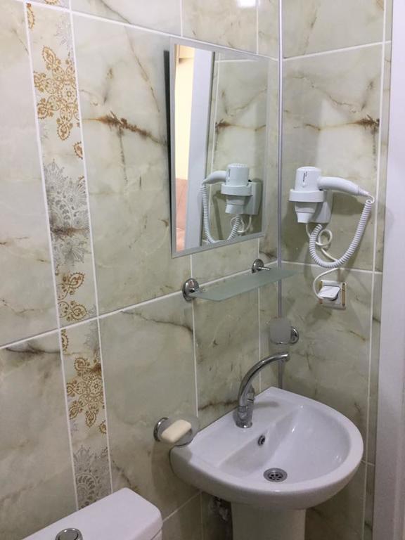 Cerit Pansiyon İmroz Esterno foto
