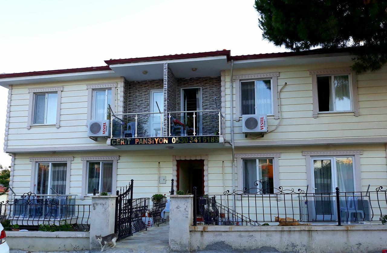 Cerit Pansiyon İmroz Esterno foto